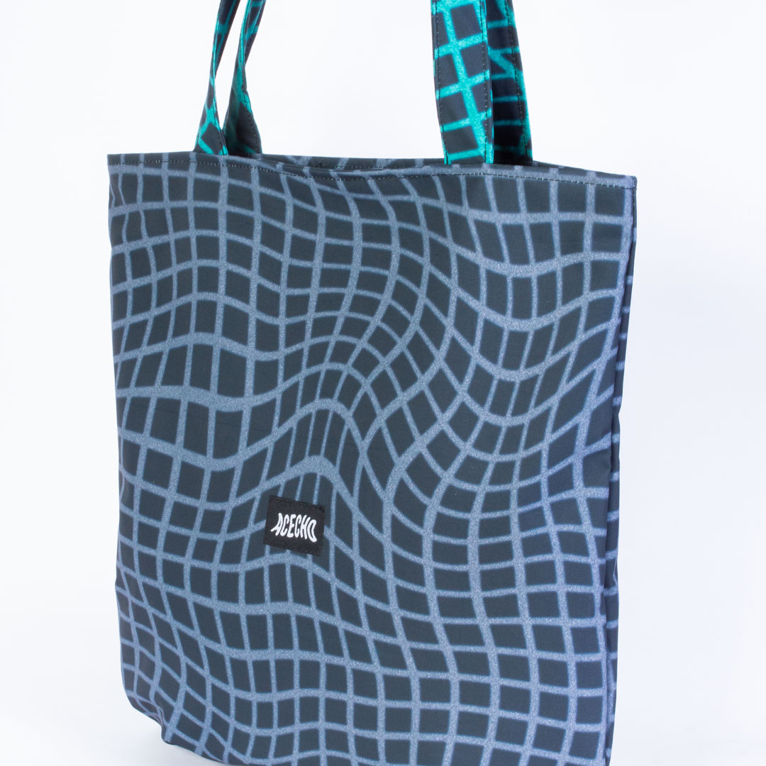 new tote grilla